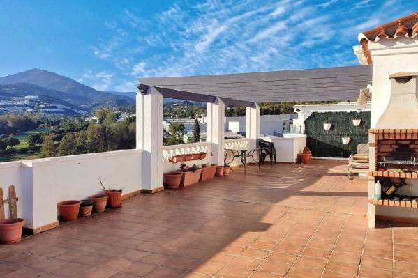 Penthouse for sale in Nueva Andalucía
