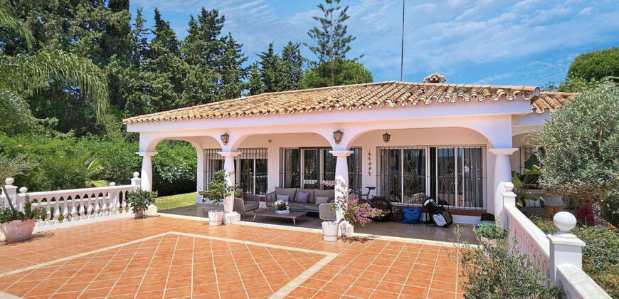 Villa en El Paraíso Bajo