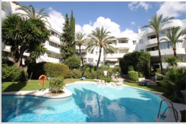 Magnificent and spacious penthouse in Marbella’s Golden Mile