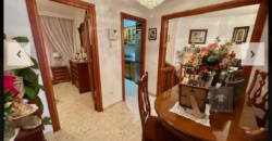 Edificio de 2 viviendas + 1 local comercial