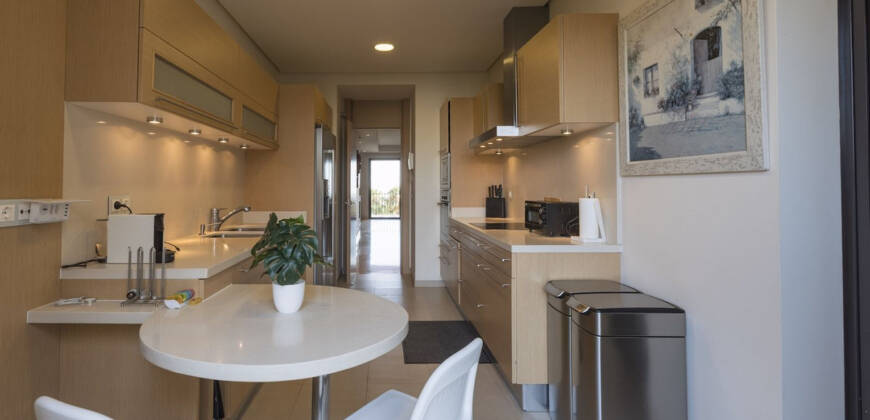 Magnífico apartamento con impresionantes vistas al mar en La Quinta