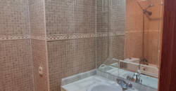 Edificio de 2 viviendas + 1 local comercial