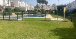Townhouse in the Atalaya area