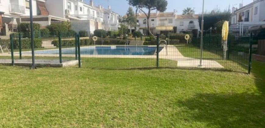 Townhouse in the Atalaya area