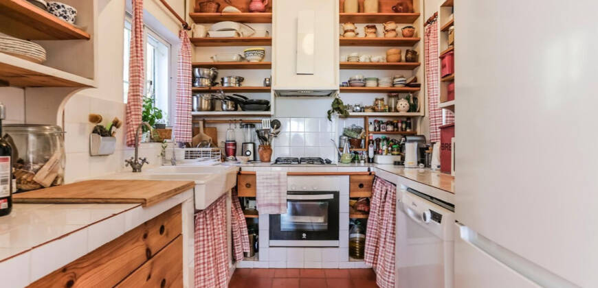 Spectacular villa in New Golden Mile